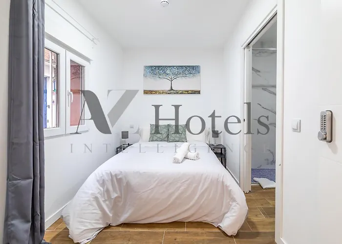 Ayz Luis Cabrera-Auto Check-In Property
