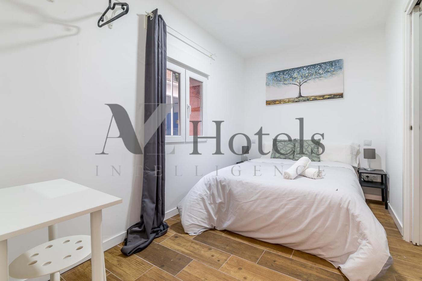 Ayz Luis Cabrera-auto Check-in Hotel Madrid